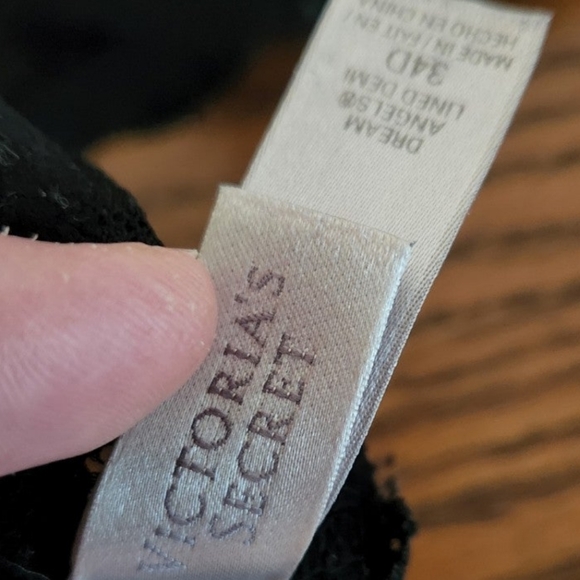 VS Laced Bra 34D - Picture 3 of 4